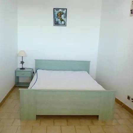 شقة De 2 Chambres A Avec Magnifique Vue Sur La Mer Piscine Partagee Et Terrasse Amenagee A 4 Km De La Plage *